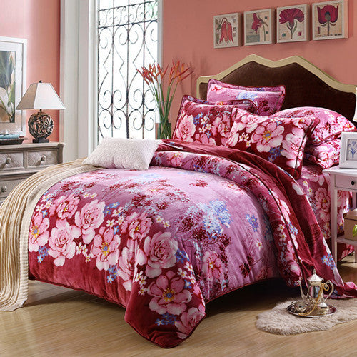 Модний теплий комплект постільної білизни з золотистої норки